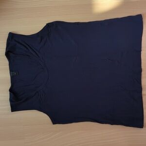 Scoop neck tank